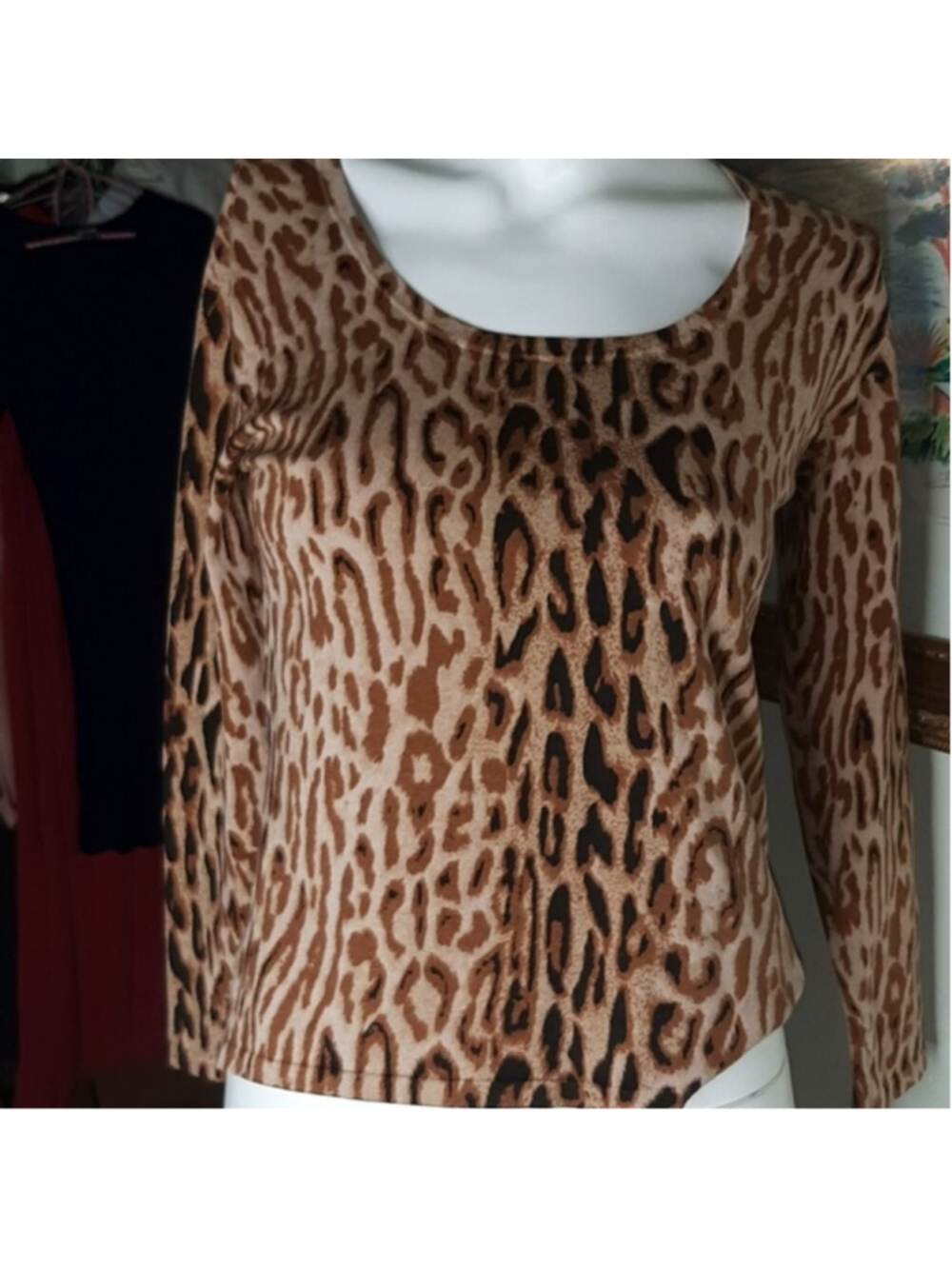 Jones New York cougar print sweater